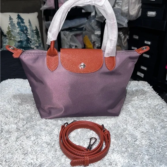 Handbag - Picture 1 of 1